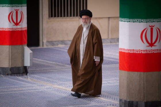 حضور رهبر انقلاب در دور دوم انتخابات مجلس شورای اسلامی