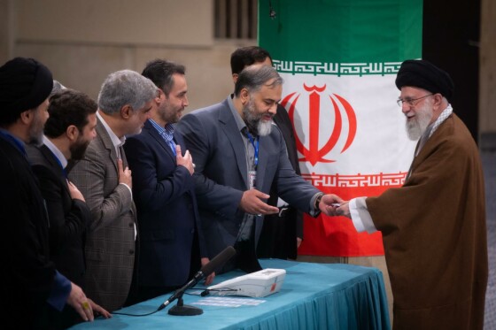 حضور رهبر انقلاب در دور دوم انتخابات مجلس شورای اسلامی