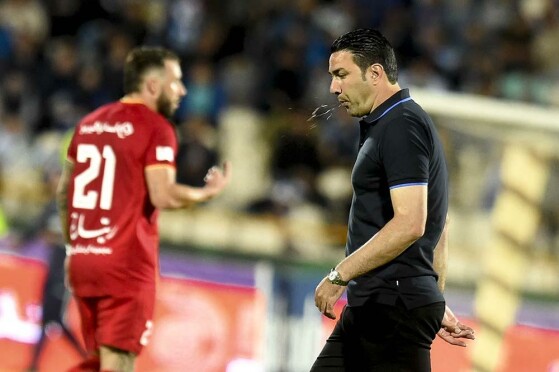 دیدار تیم های استقلال و فولاد خوزستان