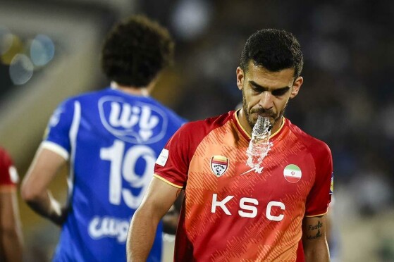 دیدار تیم های استقلال و فولاد خوزستان