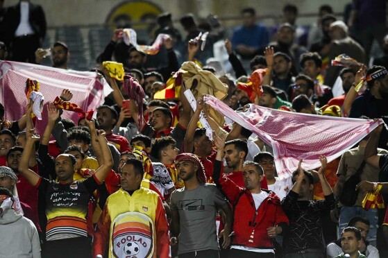 دیدار تیم های استقلال و فولاد خوزستان