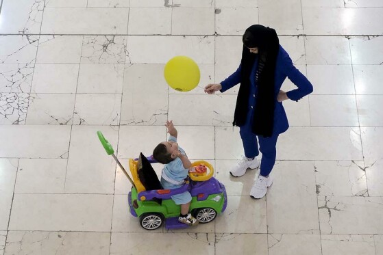 هشمین روز سی و پنجمین نمایشگاه کتاب تهران