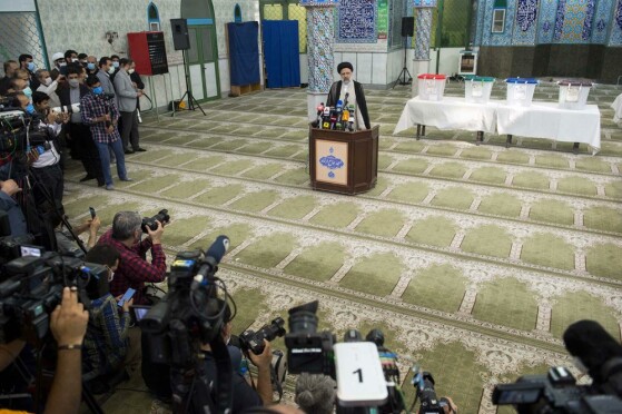 شهید دکتر ابراهیم رئیسی در گذر زمان