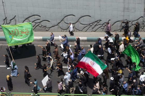 مراسم بدرقه پیکر شهید دکتر ابراهیم رئیسی و همراهان شهیدش -۳