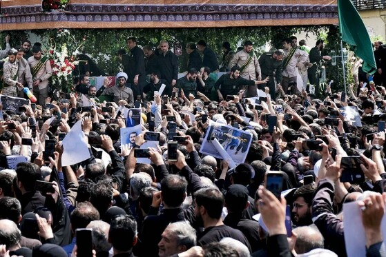 مراسم بدرقه پیکر شهید دکتر ابراهیم رئیسی و همراهان شهیدش -۱