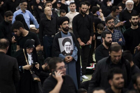 مراسم وداع با شهدای خدمت در مصلی امام خمینی (ره)