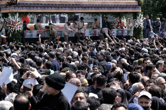 مراسم بدرقه پیکر شهید دکتر ابراهیم رئیسی و همراهان شهیدش -۱