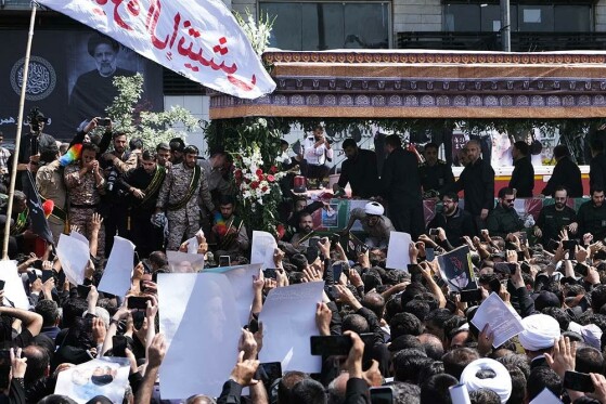 مراسم بدرقه پیکر شهید دکتر ابراهیم رئیسی و همراهان شهیدش -۱