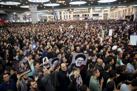 مراسم وداع با شهدای خدمت در مصلی امام خمینی (ره)