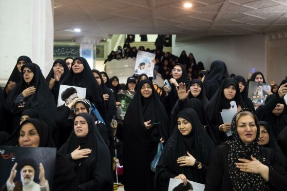 مراسم وداع با شهدای خدمت در مصلی امام خمینی (ره)