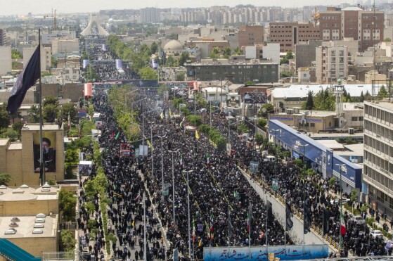 مراسم بدرقه پیکر شهید دکتر ابراهیم رئیسی و همراهان شهیدش -۳