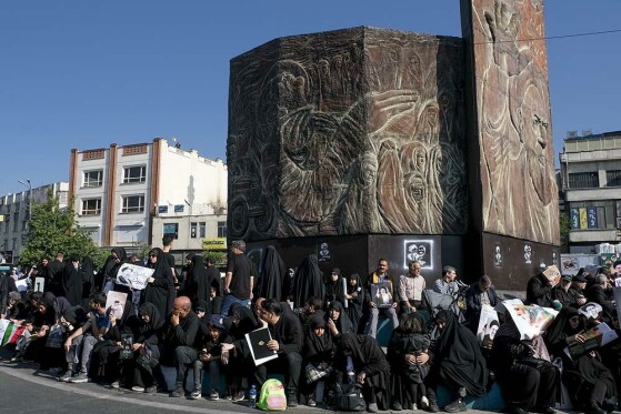 مراسم بدرقه پیکر شهید دکتر ابراهیم رئیسی و همراهان شهیدش -۱