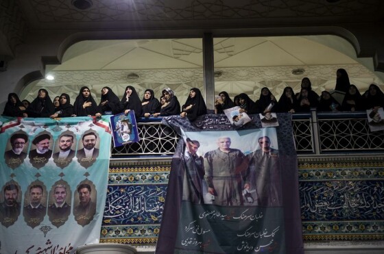 مراسم وداع با شهدای خدمت در مصلی امام خمینی (ره)