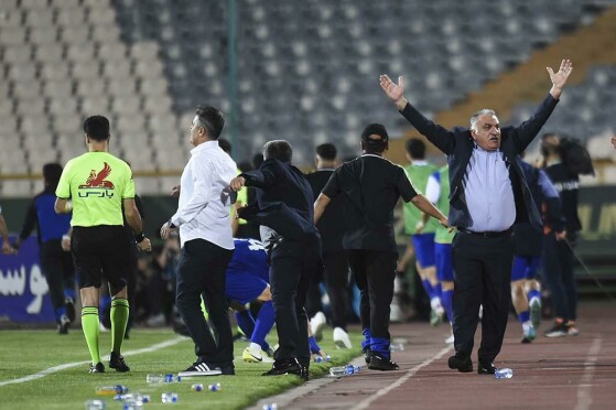 دیدار پرسپولیس تهران و استقلال خوزستان