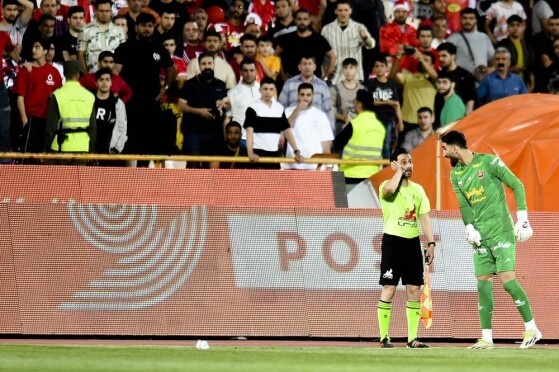 دیدار پرسپولیس تهران و استقلال خوزستان