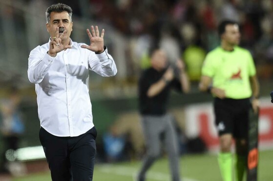 دیدار پرسپولیس تهران و استقلال خوزستان