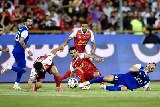 دیدار پرسپولیس تهران و استقلال خوزستان