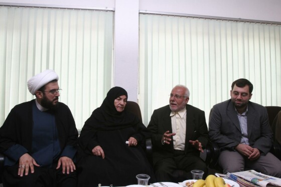 تصاویر منتشر نشده ازمرحومه «نهدیه صفی الدین» مادر سید حسن نصرالله در ایران