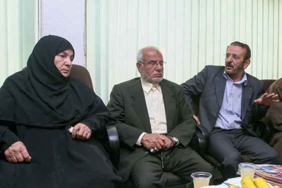 تصاویر منتشر نشده ازمرحومه «نهدیه صفی الدین» مادر سید حسن نصرالله در ایران