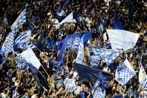 دیدار استقلال تهران و گل گهر سیرجان