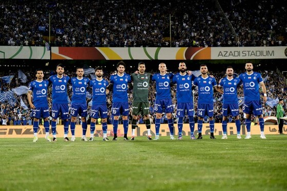 دیدار استقلال تهران و گل گهر سیرجان