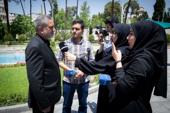 حاشیه جلسه هیات دولت