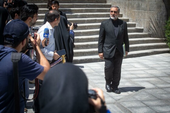 حاشیه جلسه هیات دولت