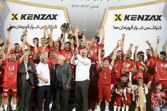 دیدار تیم پرسپولیس و مس رفسنجان