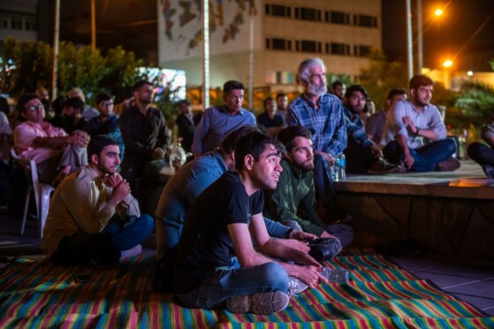 تماشای اولین مناظره چهاردهمین انتخابات ریاست جمهوری