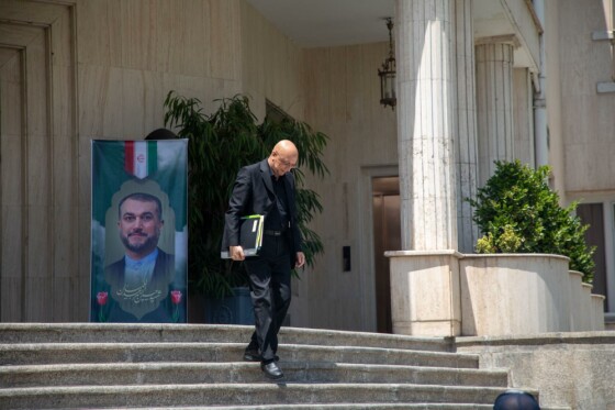 حاشیه جلسه هیات دولت - ۳۰ خرداد