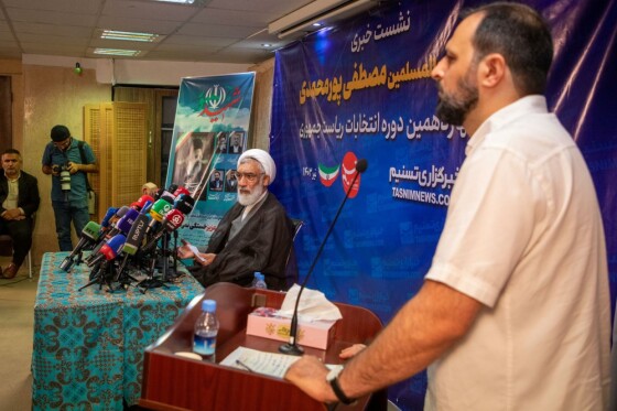 نشست خبری مصطفی پورمحمدی