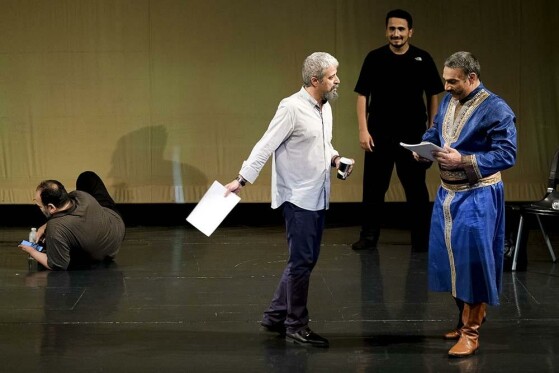 نمایش و او جان من است