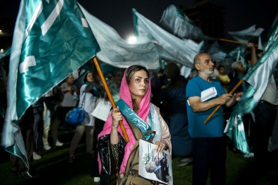 اجتماع هواداران «مسعود پزشکیان» در ورزشگاه حیدرنیا -۲