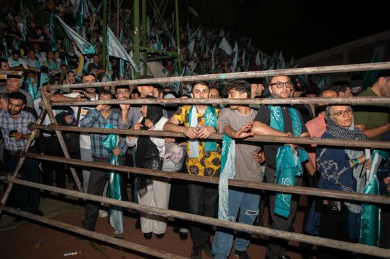 اجتماع هواداران «مسعود پزشکیان» در ورزشگاه حیدرنیا -۱