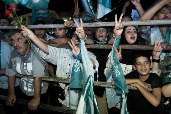 اجتماع هواداران «مسعود پزشکیان» در ورزشگاه حیدرنیا -۲