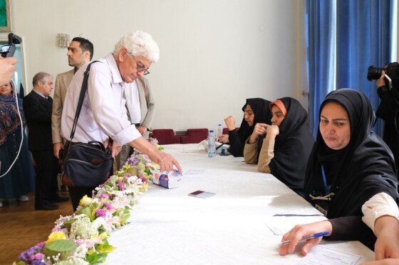 شرکت هنرمندان، اصحاب رسانه و مدیران فرهنگی در انتخابات چهاردهمین دوره انتخابات ریاست جمهوری