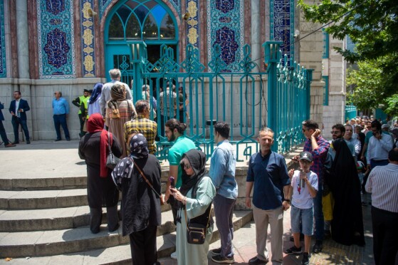 مرحله دوم انتخابات چهاردهمین دوره ریاست جمهوری -۱