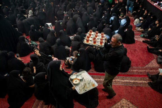 مراسم عزداری حسینی در تکیه سادات اخوی