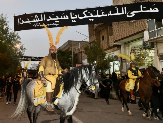 کاروان تعزیه در نوش آباد