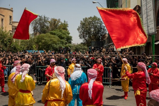 خیمه سوزان ظهر عاشورا - چهارراه گلوبندک تهران