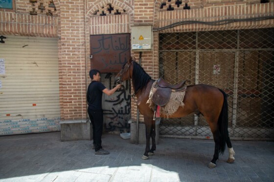 خیمه سوزان ظهر عاشورا - چهارراه گلوبندک تهران
