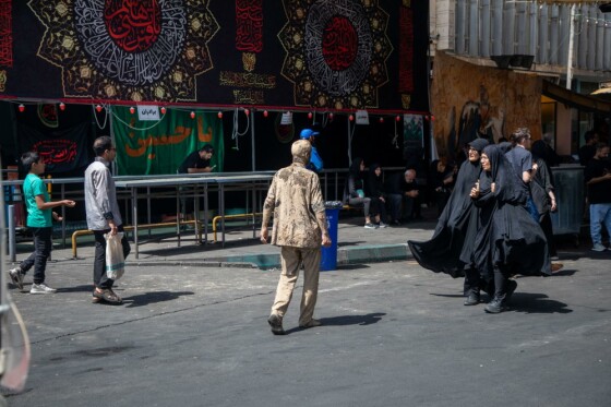 خیمه سوزان ظهر عاشورا - چهارراه گلوبندک تهران