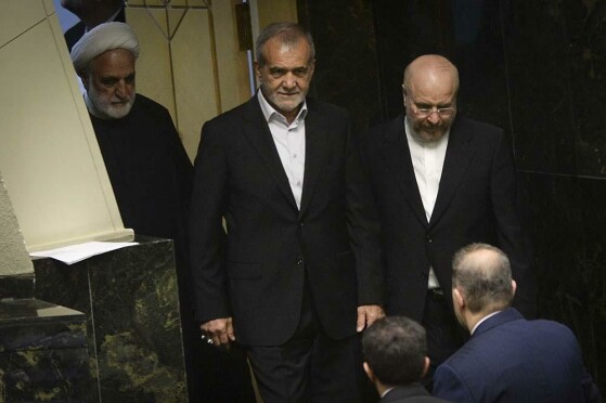 مراسم تحلیف چهاردهمین دوره ریاست جمهوری ایران -۱