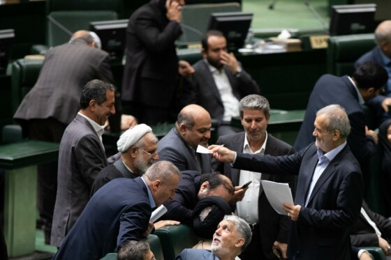 اولین جلسه بررسی صلاحیت وزرای پیشنهادی دولت چهاردهم با حضور رئیسجمهور