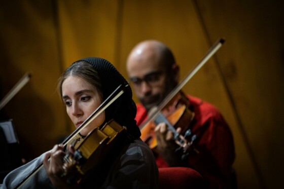 تمرین ارکستر سمفونیک تهران به رهبری آرش گوران