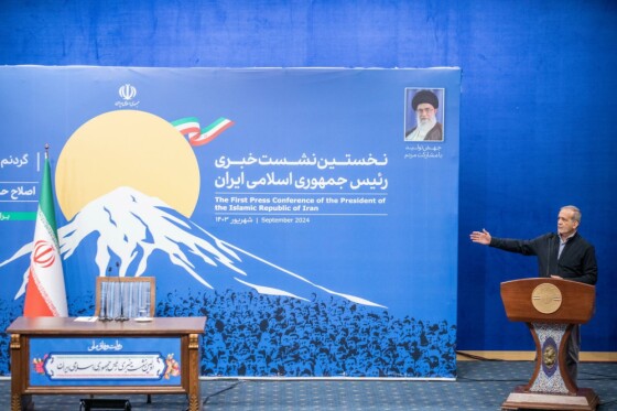 نخستین نشست خبری رئیس جمهور
