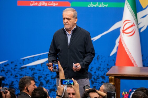 نخستین نشست خبری رئیس جمهور