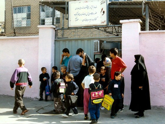 بازگشایی مدارس در دهه هفتاد