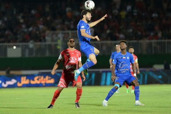 دیدار تیم های فوتبال استقلال و پرسپولیس