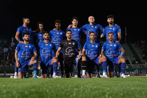 دیدار تیم های فوتبال استقلال و پرسپولیس